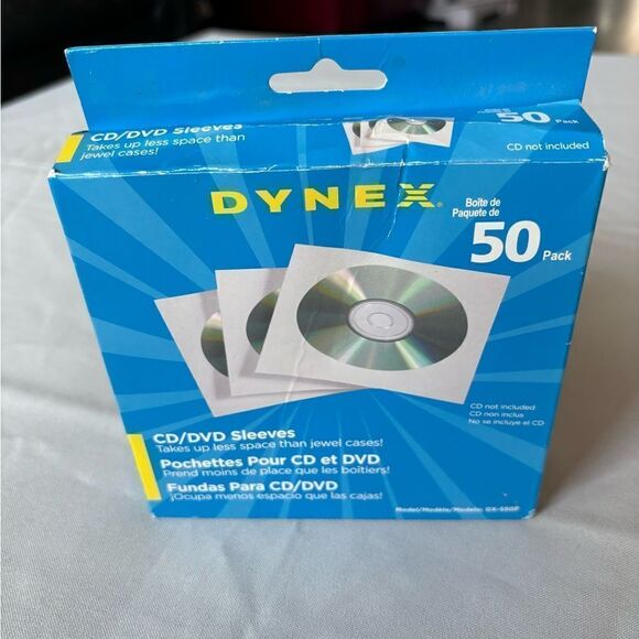 50 Pack NEW Dynex CD / DVD White Paper Plastic Sleeves Unopened Box - Picture 1 of 3